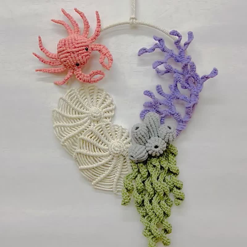 Crab and coral woven pendant - Items for Display - Cotton & Hemp Multicolor