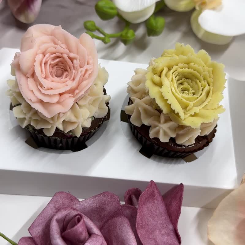AY baker 櫻花口味南瓜口味玫瑰韓式裱花杯子蛋糕 rose cupcake - 蛋糕/甜點 - 新鮮食材 白色