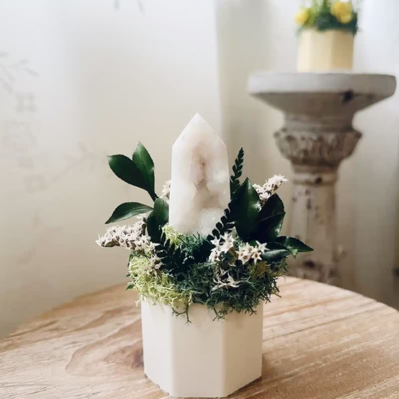 瑪瑙白水晶柱-砂糖小雪山。永生葉材綠植栽 - 盆栽/植栽 - 水晶 白色