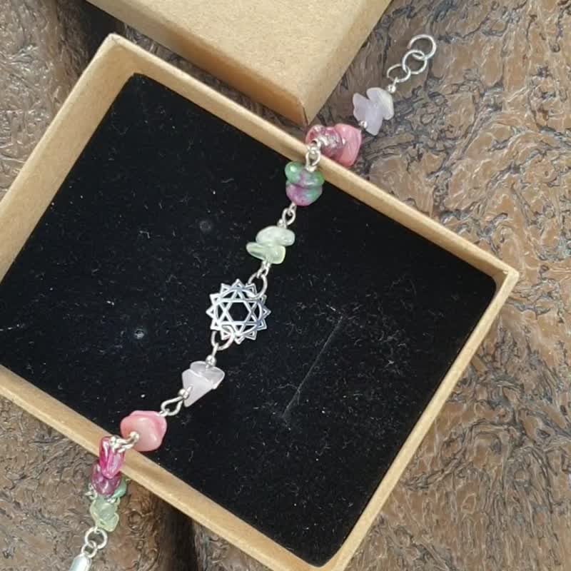 Heart chakra stones bracelet, silver 925, tourmaline, rhodonite, ruby zoisite - 手鍊/手環 - 水晶 多色