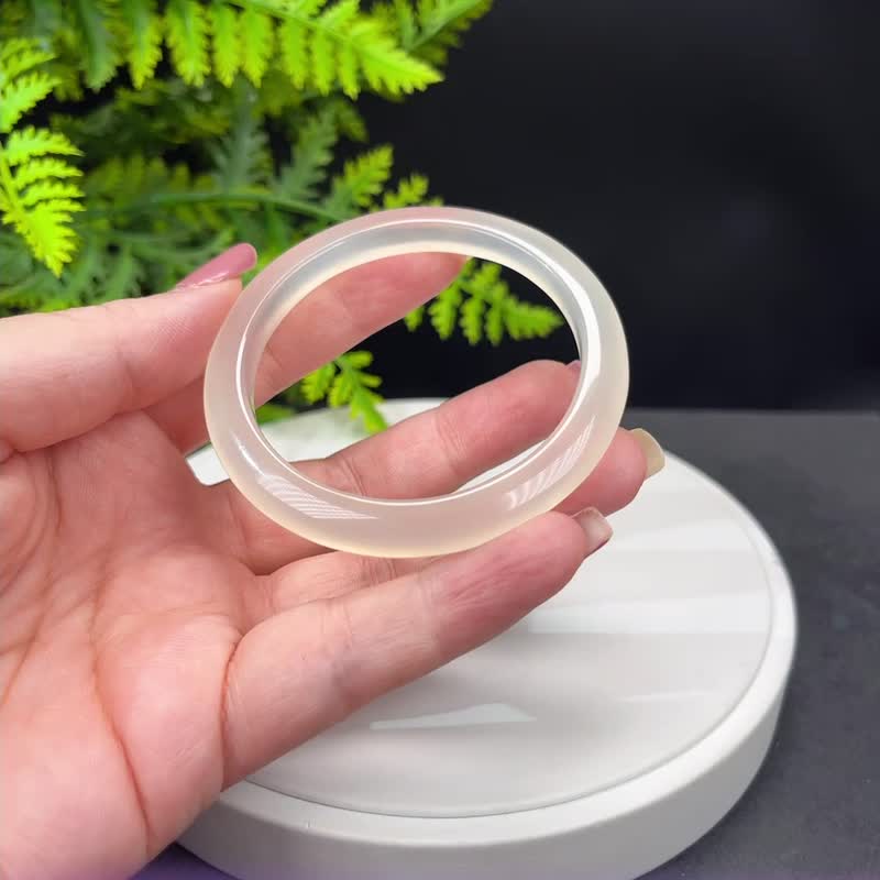 精品 香檳白瑪瑙手鐲 52MM 冰潤起光玉髓手環 脈輪頻率共鳴靈性 - 手鍊/手環 - 半寶石 
