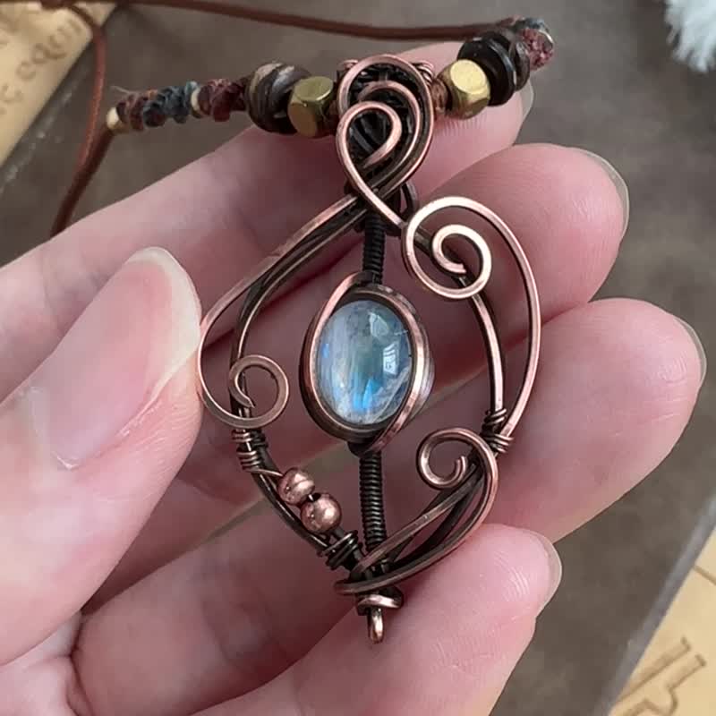 WW322 Fully hand-woven pure copper wire wrap moonstone pendant - Necklaces - Copper & Brass Brown