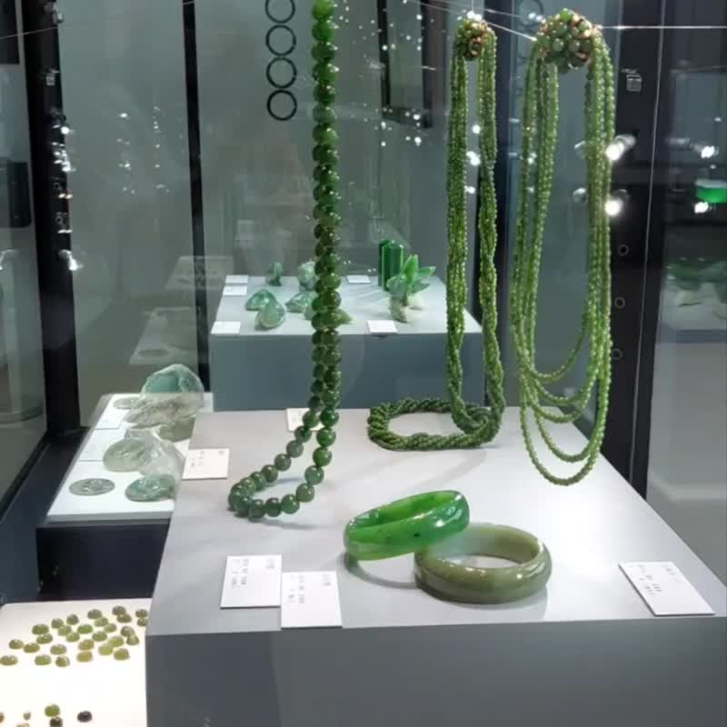 Top quality jade jewelry | Warm and transparent jade bracelet 60mm (with appraisal certificate) | Genuine Taiwan Jasper - สร้อยข้อมือ - หยก สีเขียว
