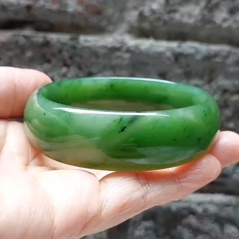 玉識形態【藏鐲】台灣玉寬版手鐲 | 典藏級配戴珠寶×傳世經典款 - 手鍊/手環 - 玉石 綠色