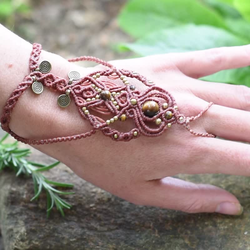 Tribal macrame ring bracelet, brown tiger eye bracelet, festival jewelry - 手鍊/手環 - 寶石 咖啡色