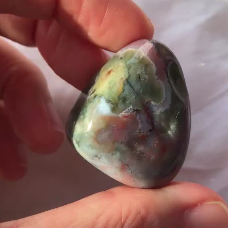 海洋碧玉 小滾石 水晶 天然原石 crystal 擺設 手把玩 手握 Ocean - 擺飾/家飾品 - 水晶 多色