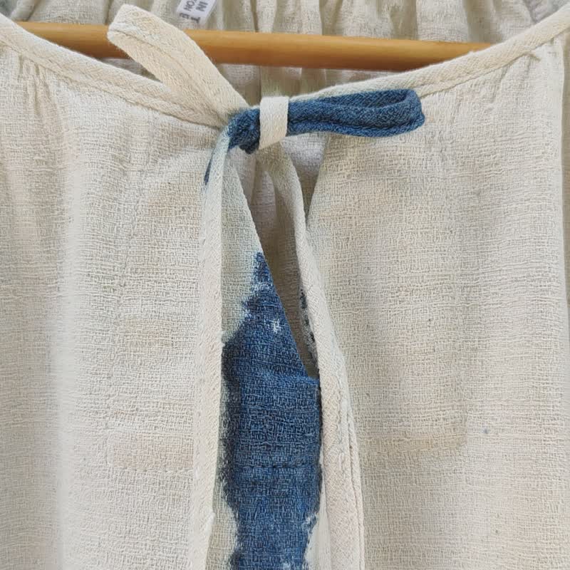 Gathered Neckline White -  長袖靛藍色紮染襯衫 - 女上衣/長袖上衣 - 棉．麻 白色