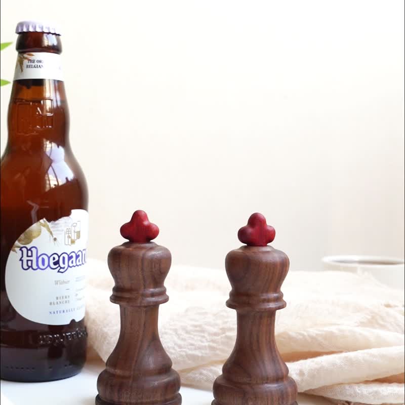 Chess bottle opener personality creative solid wood bottle opener ornaments gift beer bottle opener - ที่เปิดขวด/กระป๋อง - ไม้ 