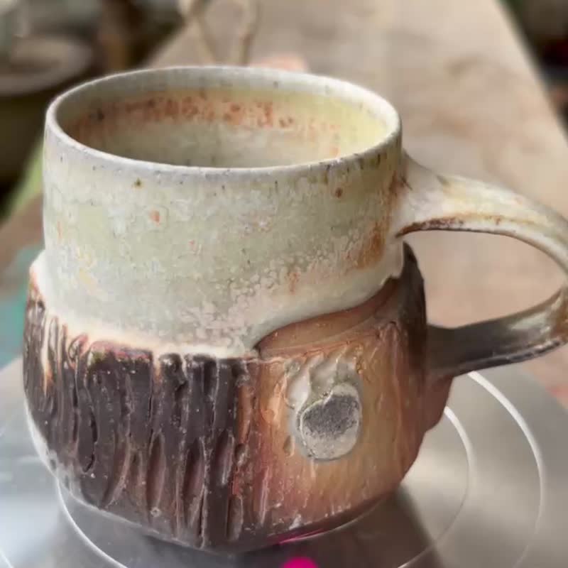 裙擺搖搖 咖啡杯 - 咖啡杯/馬克杯 - 陶 咖啡色