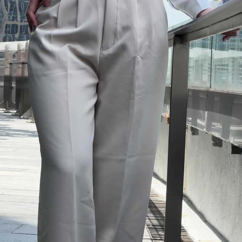 Billie Wide pants in Cream | Best Seller Trousers | Work and Leisure - Women's Pants - Eco-Friendly Materials Gold