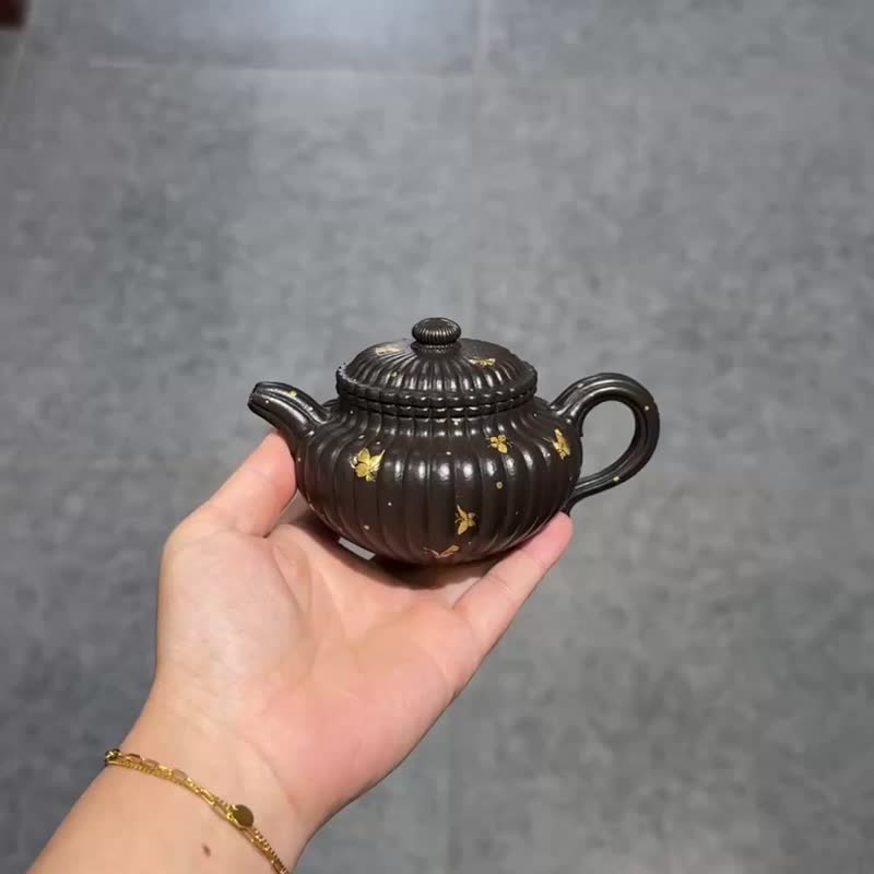 筋紋仿古 全手工大拍陶手雷罡作品師承范偉群容量135cc還原燒熗金 - 茶壺/茶杯/茶具 - 陶 咖啡色