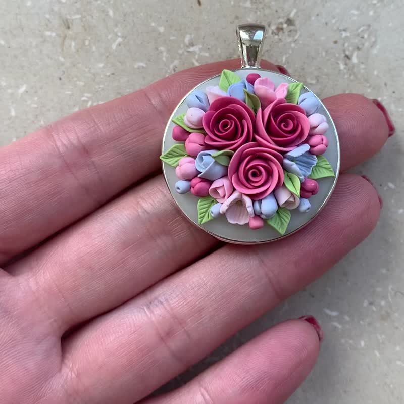 Pink Rose Flower Necklace Blooming Necklace Style Floral Jewelry Gift For Her - 項鍊 - 黏土 粉紅色