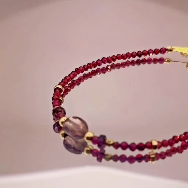 Handmade by Anita~*American 14kgf gold-injected adjustable extension chain tail chain burgundy Stone ultra-fine bracelet - สร้อยข้อมือ - คริสตัล 