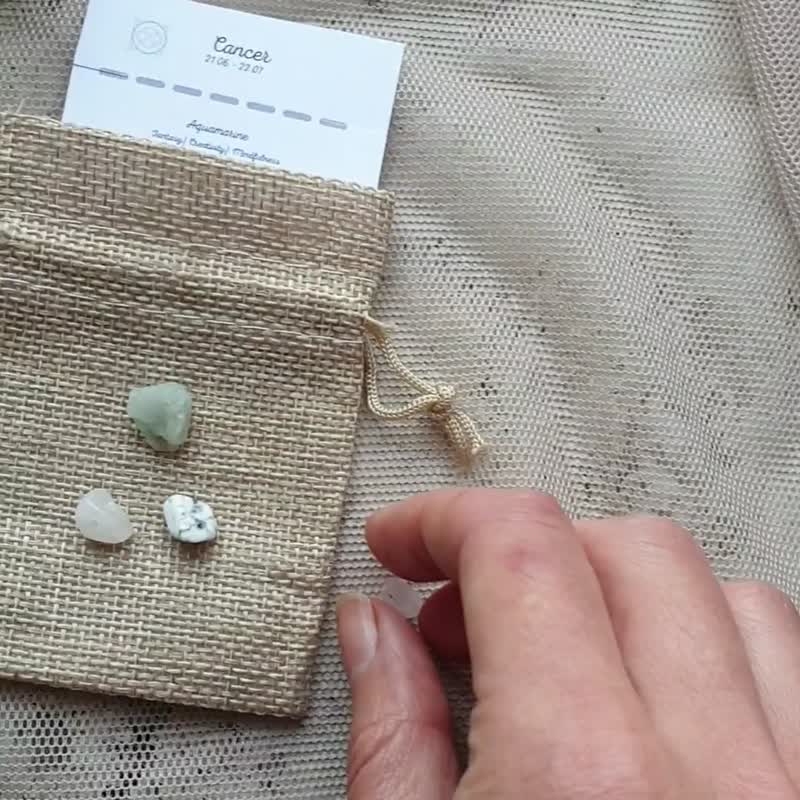 Cancer sign crystals set, harmonizing stones, raw gems box, raw aquamarine - 其他 - 寶石 多色