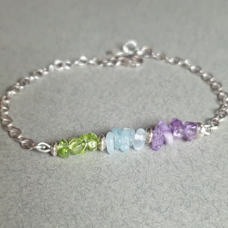Pisces Crystals bracelet, sterling silver, Raw Peridot, Aquamarine, Amethyst - 手鍊/手環 - 寶石 多色