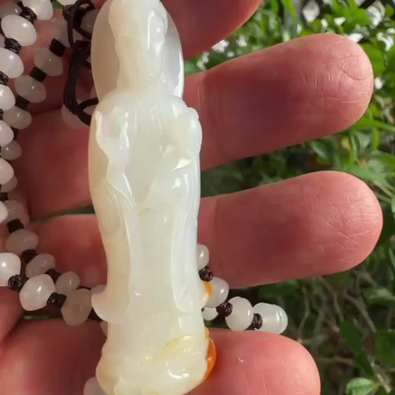 Avalokitesvara Bodhisattva Avalokitesvara white jade Avalokitesvara Bodhisattva Hetian jade necklace pendant art - สร้อยคอ - หยก ขาว