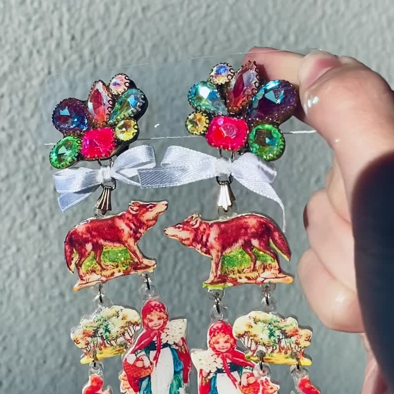 Aurora Forest Fantastic Earring - 耳環/耳夾/耳骨夾 - 塑膠 多色