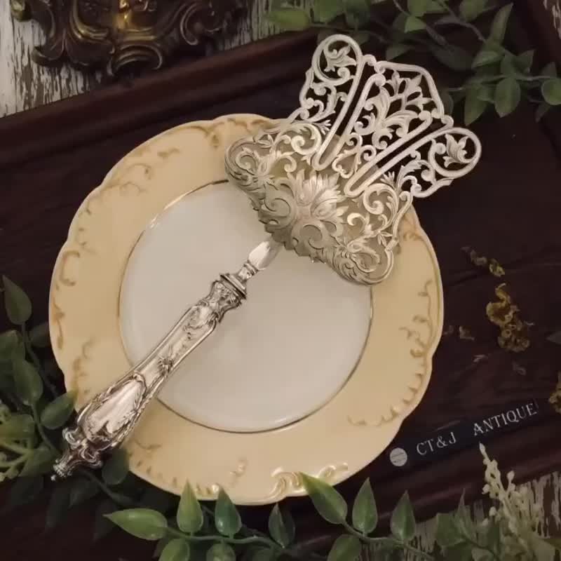 法國Art nouveau時期大型純銀柄自然瀑布湖景紋飾鏤空蘆筍/派鏟 - 刀叉/湯匙/餐具組 - 純銀 卡其色