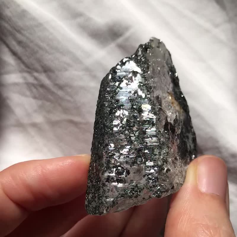 喜馬拉雅 綠幽靈水晶 涅槃 白水晶簇 透閃亮 天然原石 水晶原礦 - 擺飾/家飾品 - 水晶 綠色