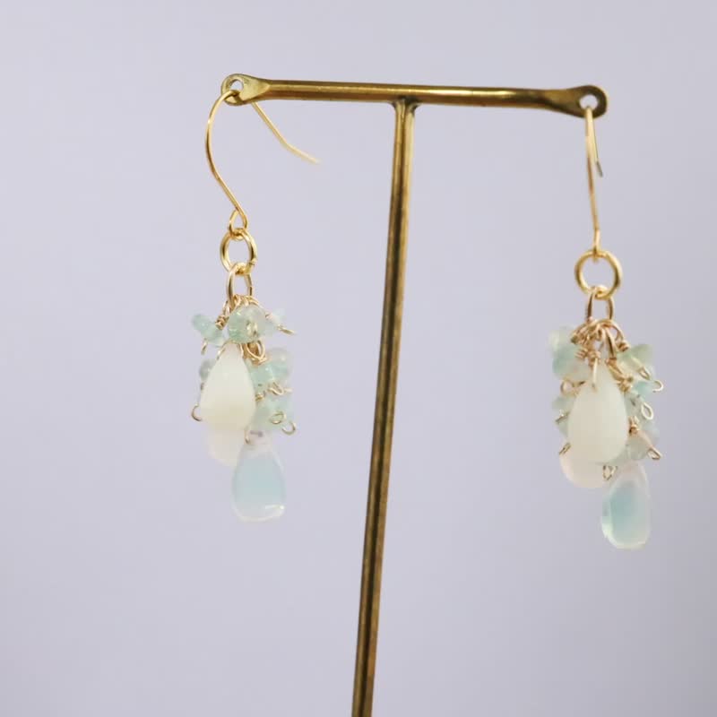 Opal Colorful Pierced Clip-On Pierced Earring Charms - ต่างหู - หิน ขาว