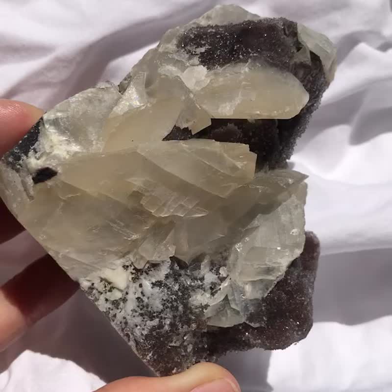 雙重功效 閃鋅礦方解石共生白水晶砂糖閃閃發亮 水晶原礦 天然 - 擺飾/家飾品 - 水晶 多色