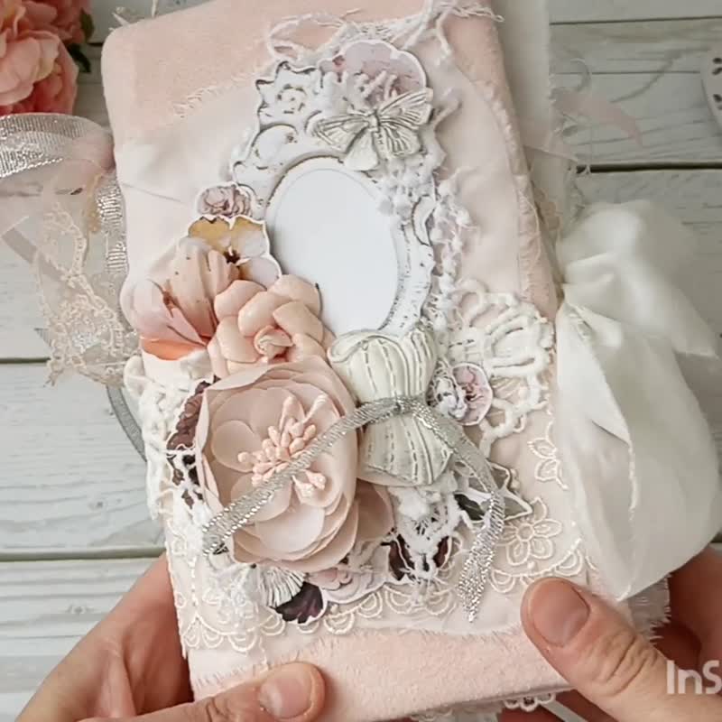 French Lace junk journal handmade Large boudoir roses dairy journal Elegant - สมุดบันทึก/สมุดปฏิทิน - กระดาษ สึชมพู