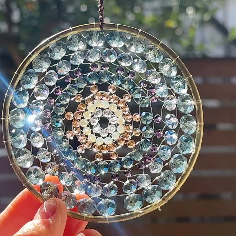 Light Healing Gray Gold Mandala Light Suncatcher - อื่นๆ - ทองแดงทองเหลือง สีเทา