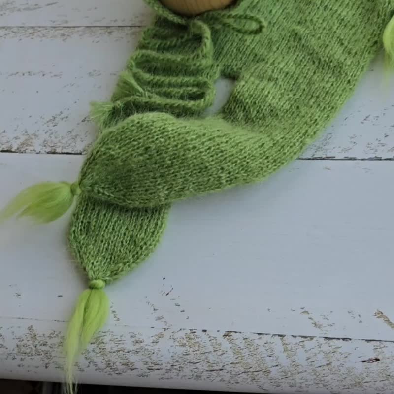 Christmas stealer outfit/ Christmas Newborn photo props/ Green monster - 嬰兒手鍊/飾品 - 羊毛 綠色
