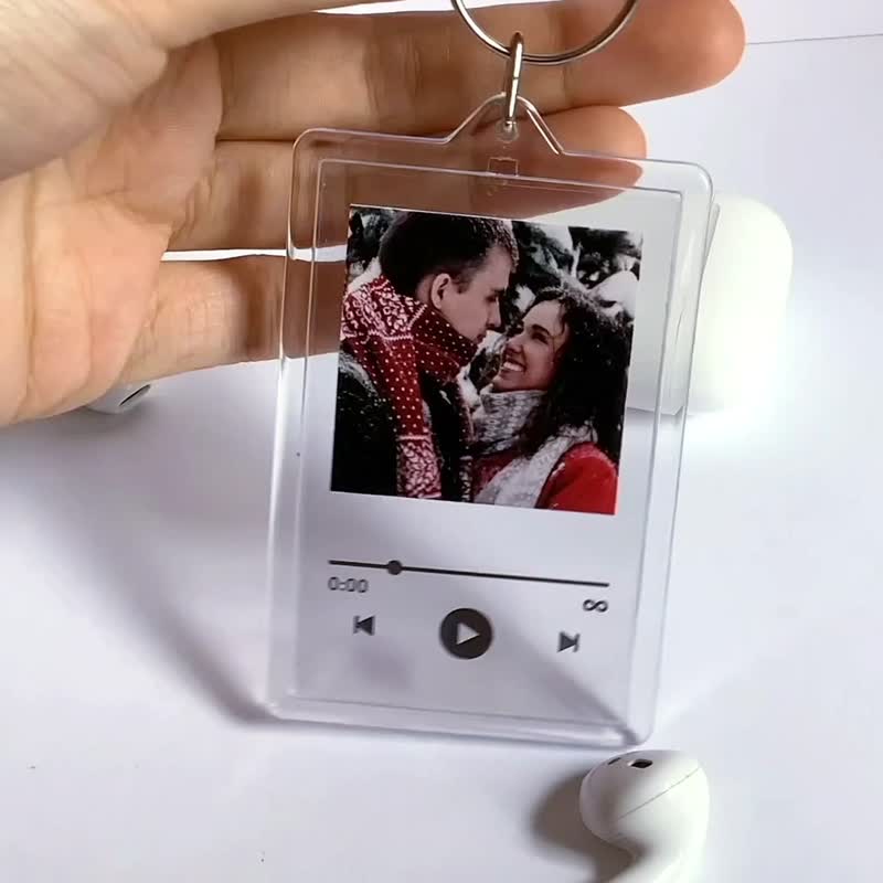 [DIY Song Photos] A pair of discount music player keychains as a couple gift, scan the QR code to listen to the song - ที่ห้อยกุญแจ - อะคริลิค 