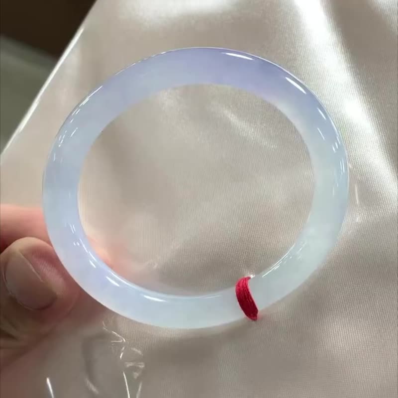 冰種翡翠天然翡翠玉鐲 A玉手鐲 玉鈪 • 冰種飄紫翡翠貴妃鐲 - 手鍊/手環 - 玉石 紫色