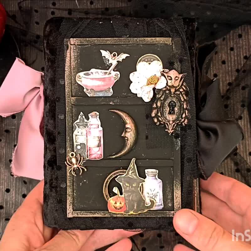 Halloween Witch spells Junk journal handmade Gothic Witch magical notebook - 筆記本/手帳 - 紙 黑色