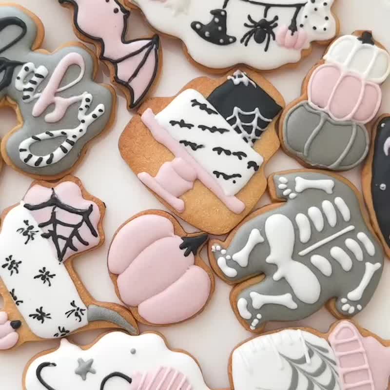 Halloween pink and gray baby frosting cookies - คุกกี้ - อาหารสด สึชมพู