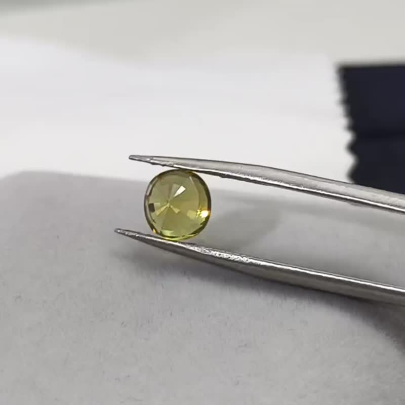 Natural rare fine Gemstone Mali Stone Stone 2.48 carats natural unfired oval cut - General Rings - Gemstone Green