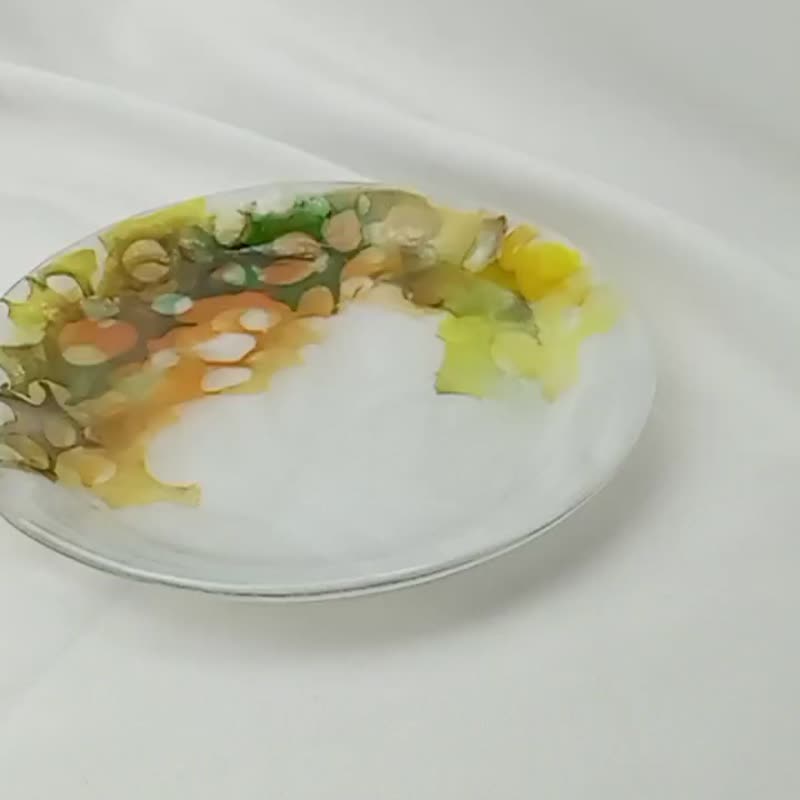 ブルーミング((お皿です、飾りでもあります)-直径22cm - 皿・プレート - ガラス 多色
