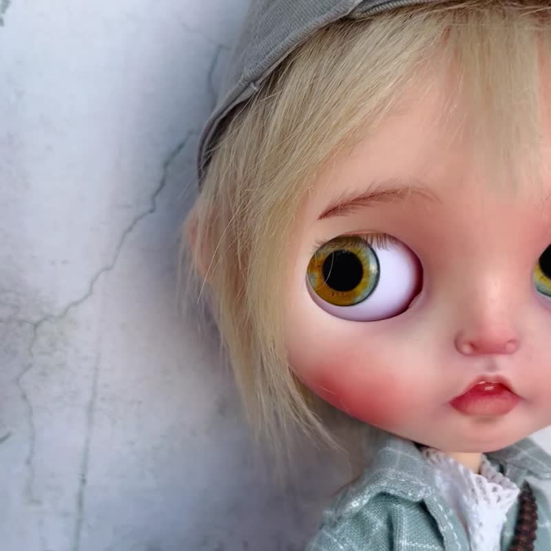 Custom blythe boy doll - ตุ๊กตา - พลาสติก สีกากี