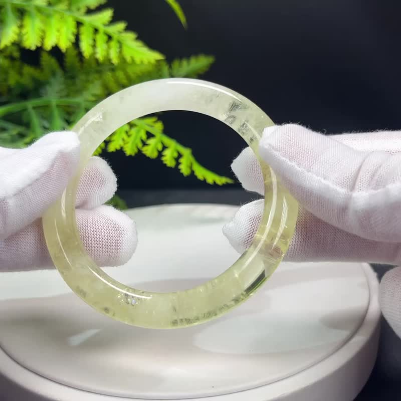 獨特 檸檬黃水晶手鐲 55MM 冰透彩虹閃片碎碎冰黃色水晶 招財活力 - 手鍊/手環 - 水晶 黃色