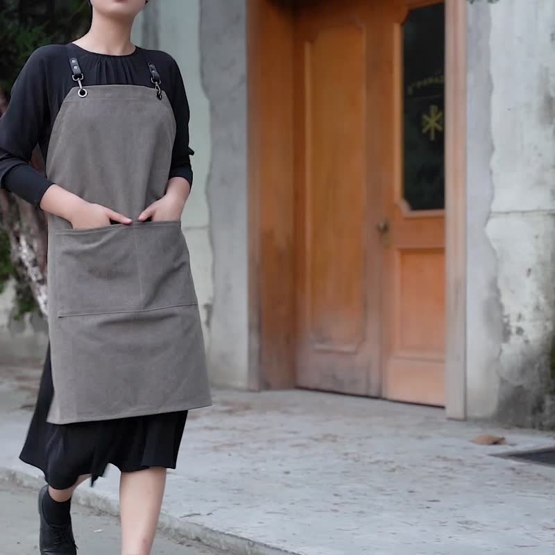 鹿造LUZAO 可拆卸背帶 帆布圍裙 軍綠色 職人工作服 - 圍裙 - 棉．麻 