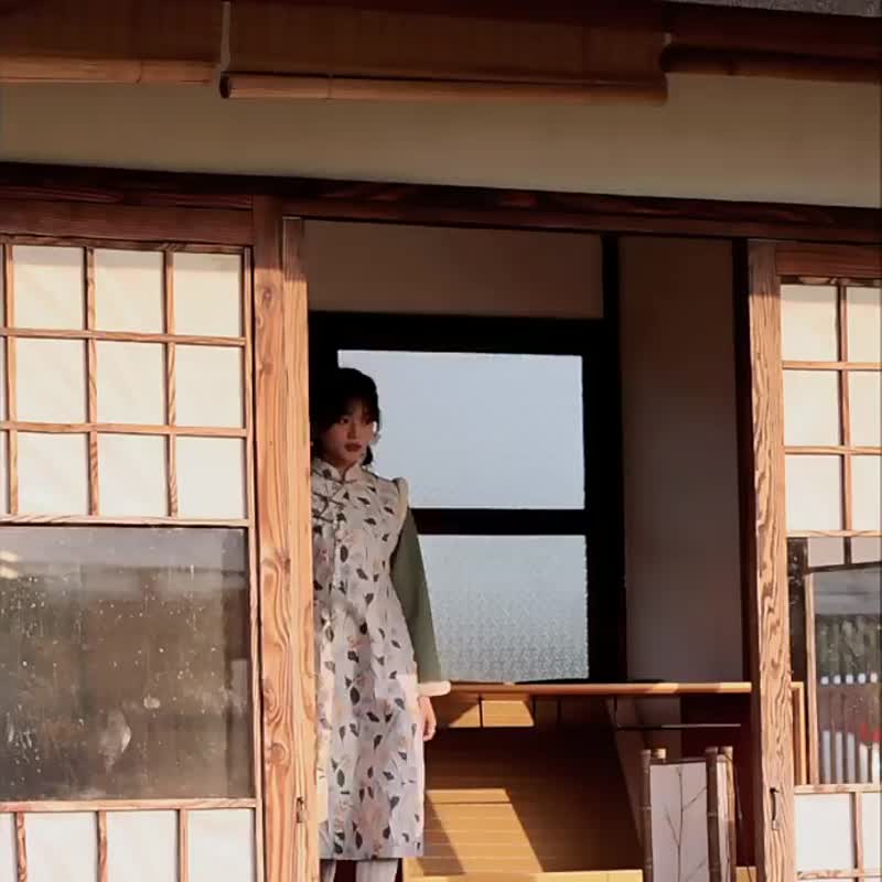 白綠碎花拼接 秋冬加厚假兩件洋裝外套 新中式中秋春節改良旗袍 - 旗袍/改良式旗袍 - 聚酯纖維 綠色