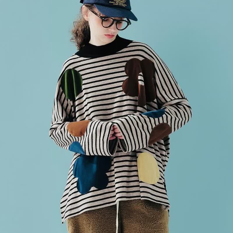 Flocked appliqué striped long-sleeved autumn and winter top - Women's Tops - Cotton & Hemp Brown