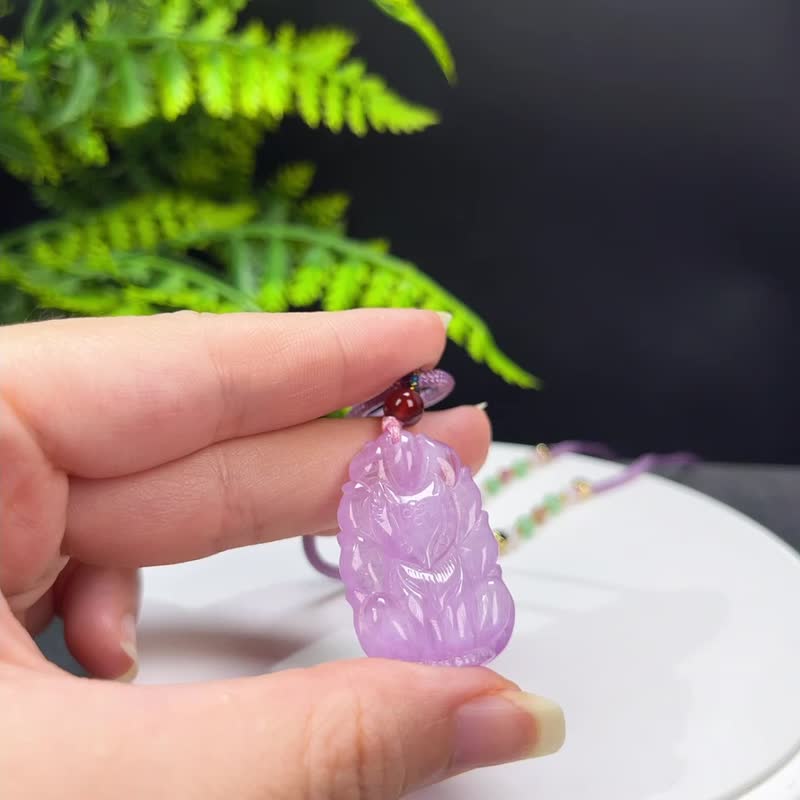 紫鋰輝九尾狐吊墜 雙面手雕 星光貓眼 薰衣草紫色水晶 平和積極 - 項鍊 - 水晶 紫色
