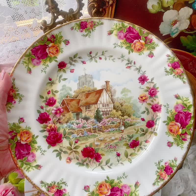 British Bone China Royal Albert 1989 Summer Plate Valentine's Day Gift - Plates & Trays - Porcelain 