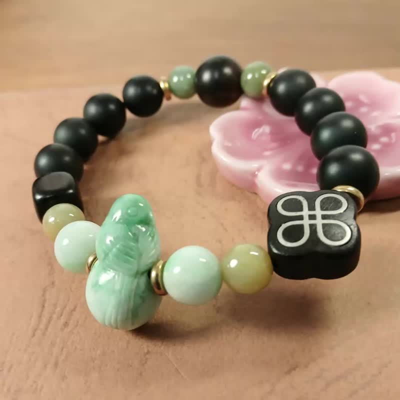 珠串雕刻手鍊 喜鵲 白底青緬甸玉+黑曜石/可愛生動 霧面 - 手鍊/手環 - 玉石 綠色