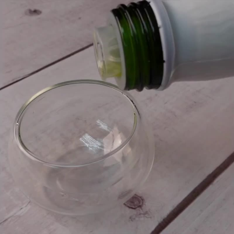 バジル風味のエクストラバージン オリーブオイル (250ml) - ソース・調味料 - ガラス ホワイト