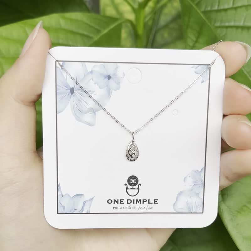 Delicate and compact woven pattern water drop clavicle chain in 925 Silver - สร้อยคอทรง Collar - เงินแท้ สีเงิน