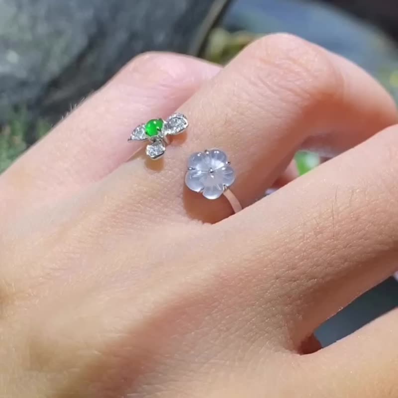 冰種翡翠天然翡翠A玉班指披指指環 • 18k金花朵翡翠戒指 - 戒指 - 玉石 