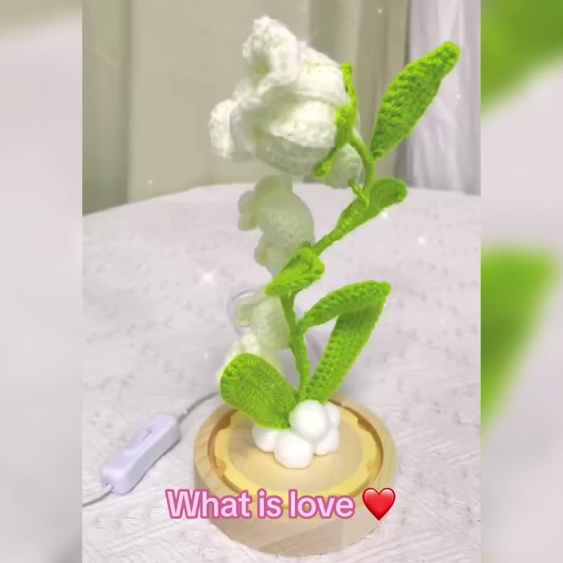 畢業禮物 畢業花束 客製化禮物2025手工鈴蘭花夜燈 - USB新奇居家 - 擺飾/家飾品 - 繡線 多色
