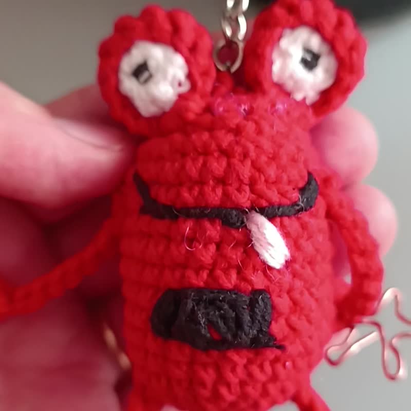 ハートといちごあみぐるみキーホルダーとストラップ 専用】ハートと