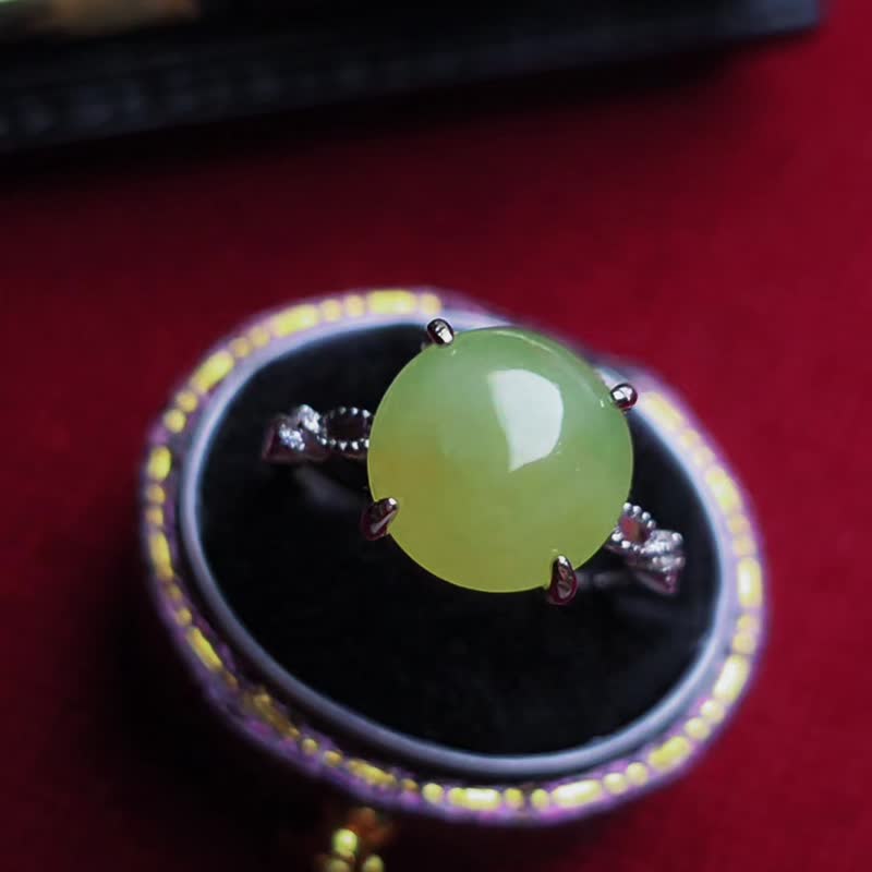 Prosperity | Unheated Ice-Jadeite Yellow-Jade Autumn-Fragrance Green Large Cabochon | Burmese Grade-A Jadeite Sterling Silver Simple Lace Ring - แหวนทั่วไป - หยก 