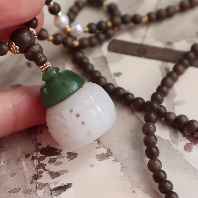 天然和田玉羊脂玉雕刻香囊吊墜 一級白 鏤空雕刻 可打開放香丸 - 項鍊 - 玉石 