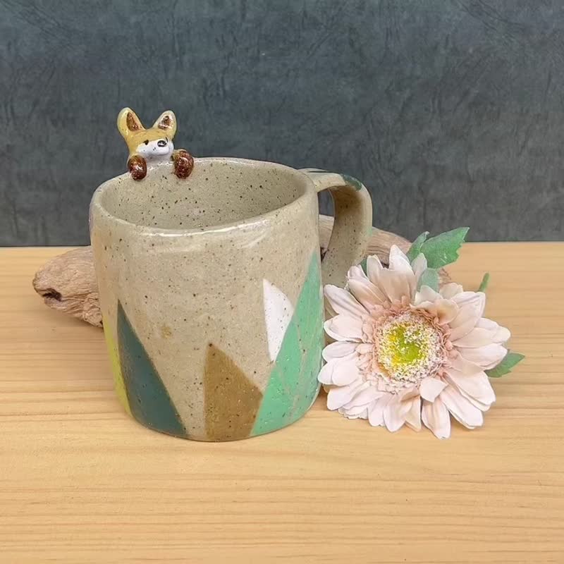 A Lu 快樂小狐狸陶杯/禮物 手作手繪 美國進口陶土 原創僅此一件 - 咖啡杯/馬克杯 - 陶 多色
